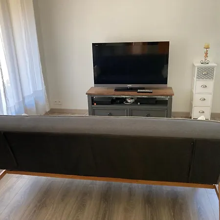 Maison Lumineuse Apartment *